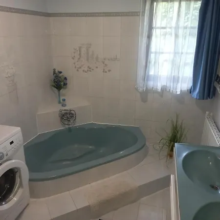 Kiraly Nyaralo Ferienhaus