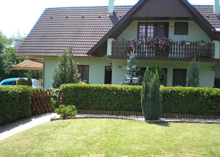 بيت للعطل Kiraly Nyaralo Fonyód